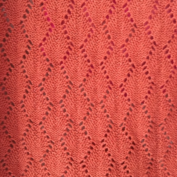 Cropped Sweater - Picture 3 of 3